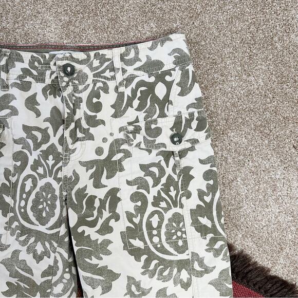 Tommy Hilfiger Vintage Y2K Green and White Printed Cargo Capris Size 6 - Picture 2 of 6